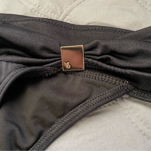 Victoria's Secret The Hottie Cheeky Bikini Bottom (Black, Medium) - Picture 4 of 8